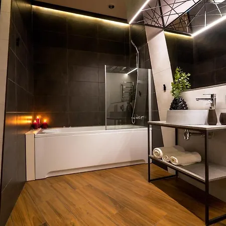 Luxury Upscale On 18 M Zhitomirska * Киев