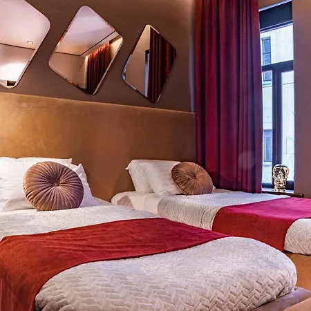 Apartment Luxury Upscale On 18 M Zhitomirska