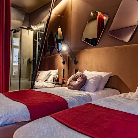 Luxury Upscale On 18 M Zhitomirska Apartment Kyiv
